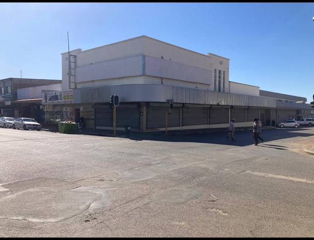 840M² BUSINESS FOR SALE IN RUSTENBURG CENTRAL